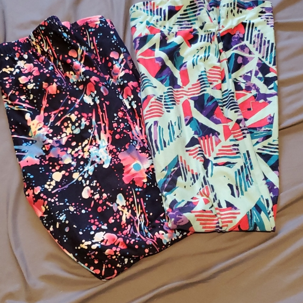 Lula Roe legging size OS or one size